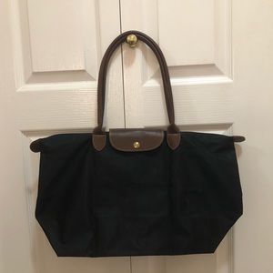 Black tote bag